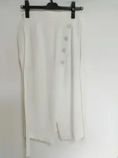 RUIRUE BOUTIQUE シークレットゴム　タイトスカート　タグ付き新品のサムネイル