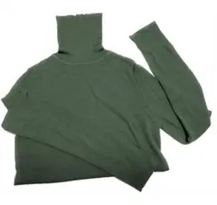 UNIQLO タートルネック　緑