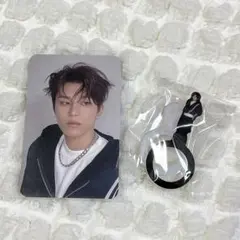 【匿名配送】treasureカプセルトイ トレカ ジョンウ