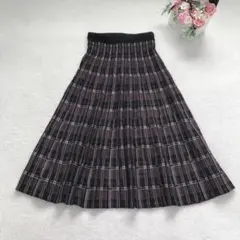 トラッツォドンナ ニットプリーツロングスカート フレア カジュアル シンプル 黒のサムネイル