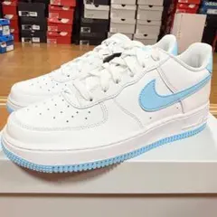 NIKE エアフォース1 FV5948-107 新品 24.0のサムネイル
