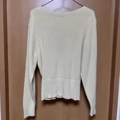 ユニクロ　イエロー　セーター