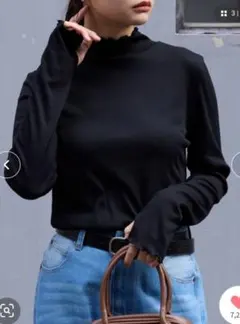 モノマート　ブラック ハイネック 長袖カットソー