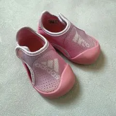 adidas ベビーサンダル　12.0cm
