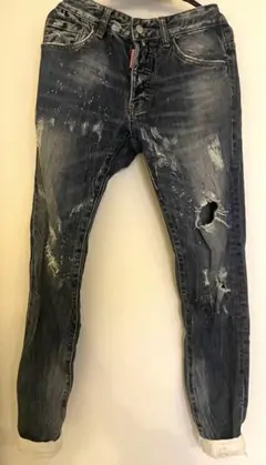 週末SALE中✨ DSQUARED2 ジーンズ　ディースクエアード