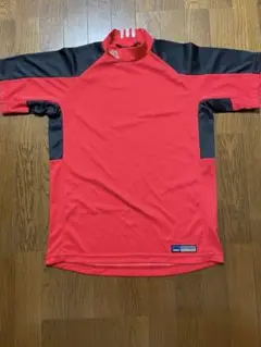 adidas レッド ブラック Tシャツ