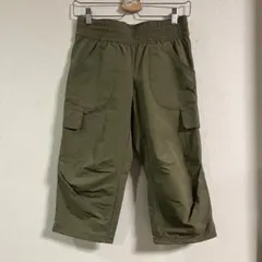 PUMA 7部丈カーキパンツ