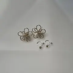 花形 ゴールド イヤリング