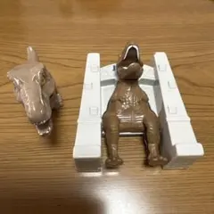 ティラノサウルス型おもちゃ