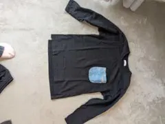 黒ロンT、Tシャツ、adidasショートパンツ