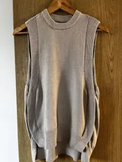 TODAYFUL ベージュ ノースリーブニットベスト