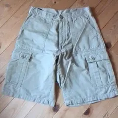 SOMETHINGのショートパンツ