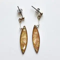 ピアス　アクセサリー　ピンク　ゴールド　キャッチ　両耳　揺れる　高見え　軽い