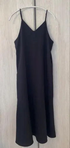 GU バックリボンキャミソールワンピース ブラック Sサイズ