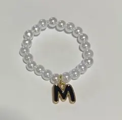 Labubu 10cmサイズ向け・イニシャル「M」付きミニネックレス