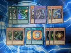 遊戯王OCG　神鳴り ウルトラレア　3枚、サンダードラゴン　デッキパーツ