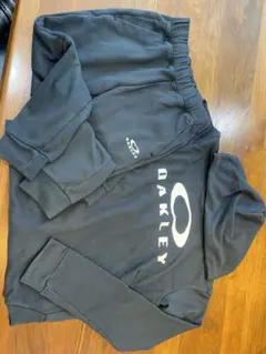 OAKLEY スエットセットアップ（子供用）