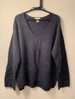H&M ネイビー Vネック セーター XS