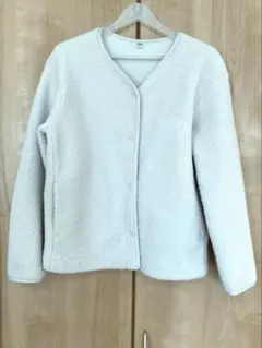 ユニクロ UNIQLO ボアフリースクルーネックカーディガン　オフ白　もこもこ