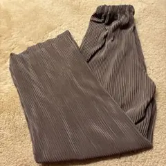 プリーツパンツ カジュアルパンツ