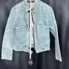 淡いブルー デニムジャケット