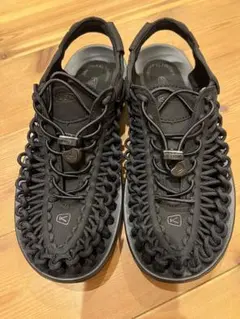 KEEN/キーン　UNEEK ユニーク　サンダル24.5