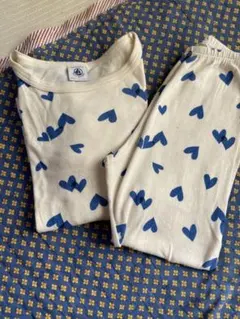 ハート柄コットンパジャマ プチバトー