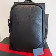 未使用　TUMI カーボンファイバー　ビジネスバッグ CFX TUMI ブリーフケース トゥミ バッグ CFX カーボンファイバー 本
