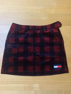 トミーヒルフィガーチェック柄ゴルフ用スカート