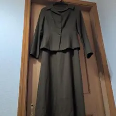 シビラ　オリーブグリーン ジャケット スカートセットアップ