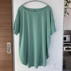 ユニクロ　UNIQLO エアリズム　シームレス　Tシャツ