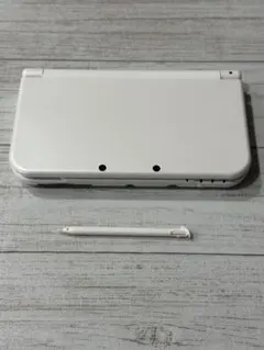 【美品】New ニンテンドー Nintendo 3DS LL パールホワイト