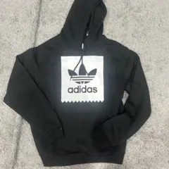 adidas originals アディダス　パーカー　フーディー
