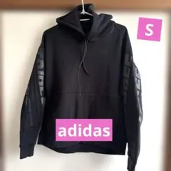 ★adidas★ブラック フード付き パーカー★Sサイズ★