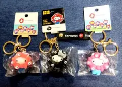 ミャクミャク　サンリオ　立体マスコットキーホルダー　ハローキティ　♥３個set♥