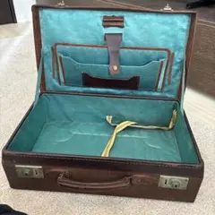 2026年最新】革 トランク アンティークの人気アイテム - メルカリ