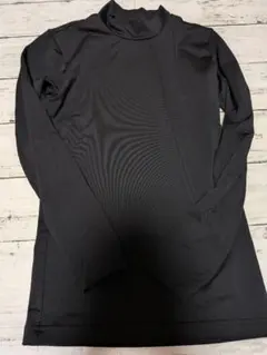 XS 黒 アンダーシャツ サイズ140