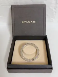 Item thumbnail for item 89060018-9fcd-4896-ba02-af7a036dc0ed