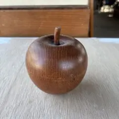 木製リンゴ型小物入れ 蓋付き