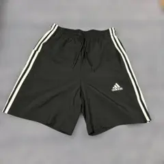 adidas ブラック ハーフパンツ S