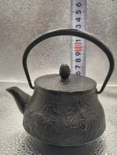 17 南部鉄器 南部齊峰 大型鉄瓶 アラレ模様 昭和レトロ アンティーク