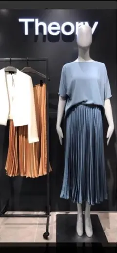 美品Theory セオリーHURRICANE PLEATSプリーツロングスカート