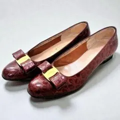 フェラガモ ヴァラ パンプス ラウンドトゥ 型押し ブラウン 6サイズ レザー