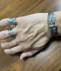 も*ろ様 アメカジ　インディアンジュエリー　ブレスレット　バングル　フェザー　タのサムネイル