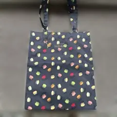 LADUREE トートバッグ マカロン柄 エッフェル塔チャーム付きのサムネイル