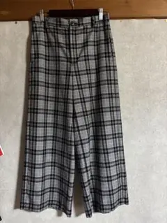 GU チェック柄ワイドパンツ