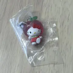 サンリオキャラクターズ くだものめじるしアクセサリー フルーツ キティ りんご