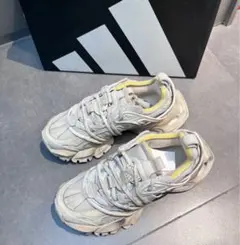 Item thumbnail for item 9583b8bc-0e60-4911-ab8f-6ce4cc914f65