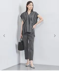 ユナイテッドアローズ　ウォッシャブルドットジャガードテーパードパンツ