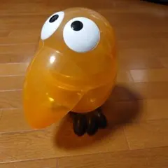 キョロちゃん缶 非売品 青バージョン - メルカリ